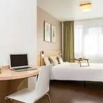Aparthotel Adagio Access Reuilly 3*