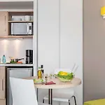 Adagio Access Reuilly Aparthotel 3*