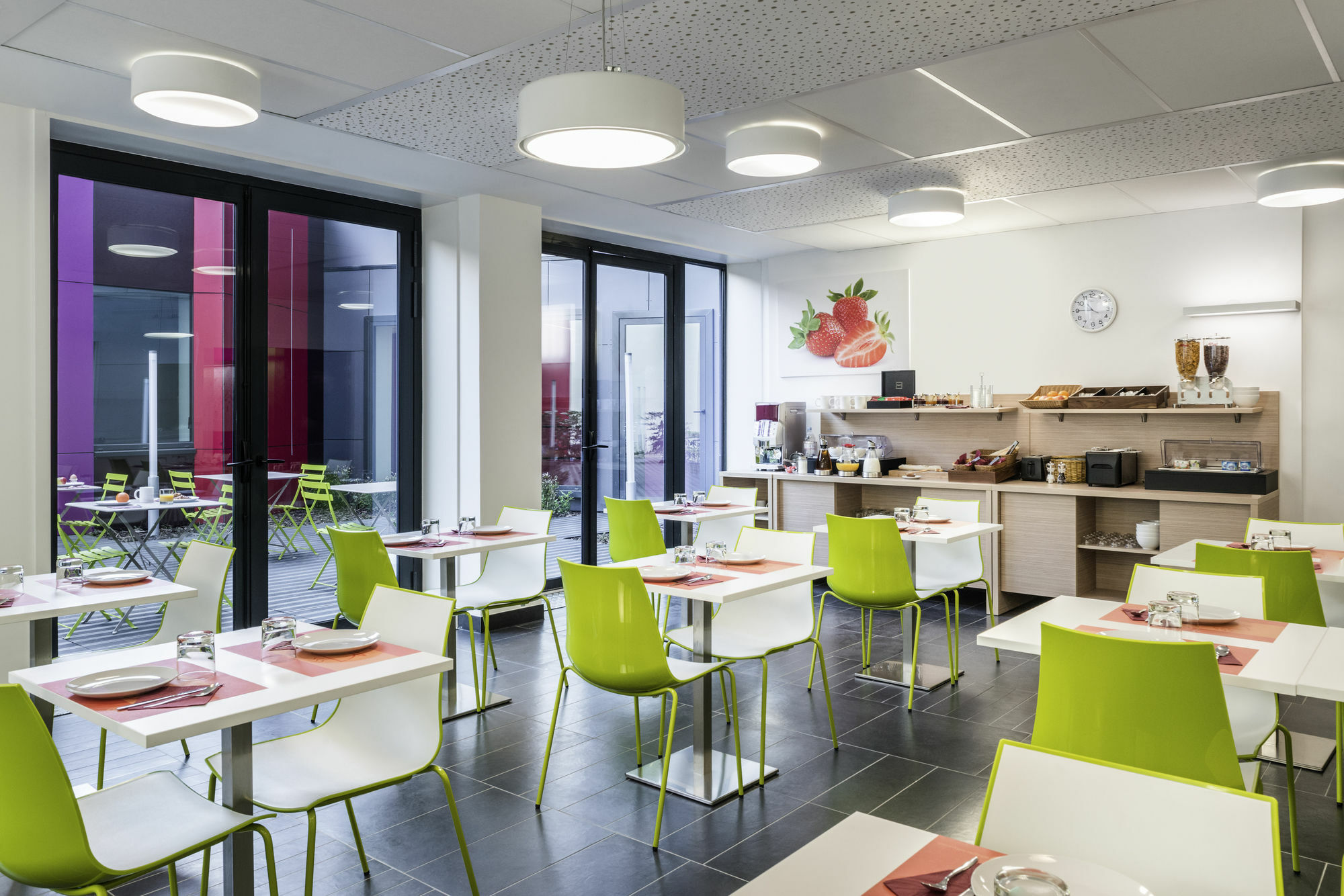 Adagio Access Reuilly 3*